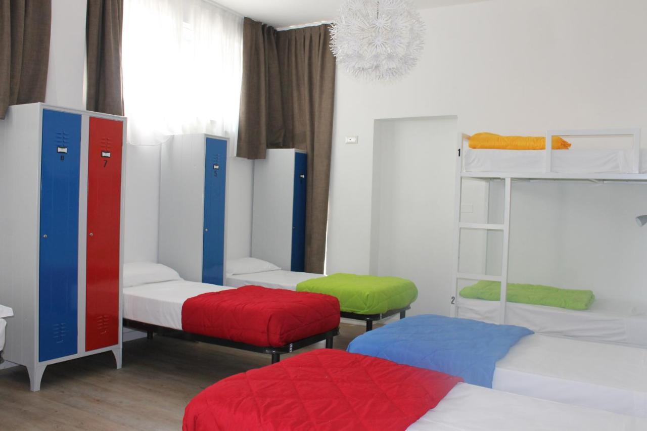 بادينغي سول غاردا Lake Garda Beach Hostel المظهر الخارجي الصورة