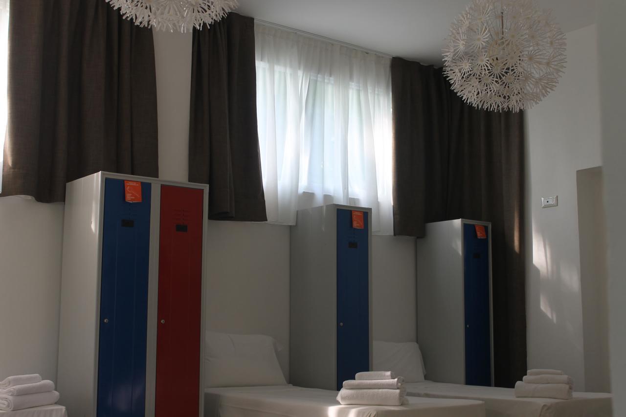 بادينغي سول غاردا Lake Garda Beach Hostel المظهر الخارجي الصورة