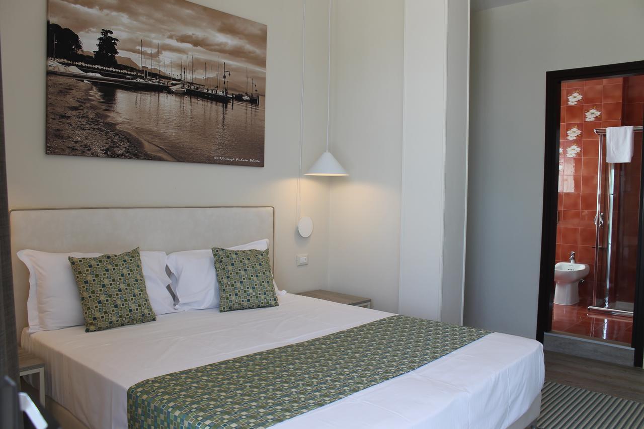 بادينغي سول غاردا Lake Garda Beach Hostel المظهر الخارجي الصورة